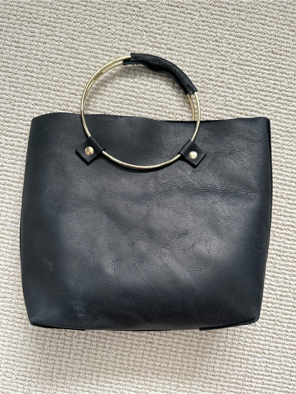 NWOT Tribe Alive Leather Handbag with Brass handles - Picture 3 of 6